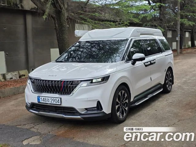 Kia Carnival 2021 thumb 4