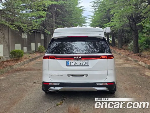 Kia Carnival 2021 thumb 5