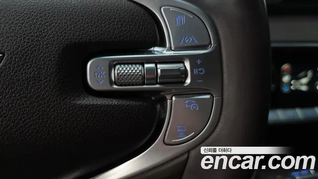 Genesis GV70 2024 thumb 11