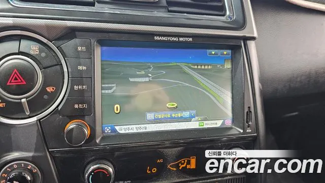 KGM Korando 2016 thumb 3