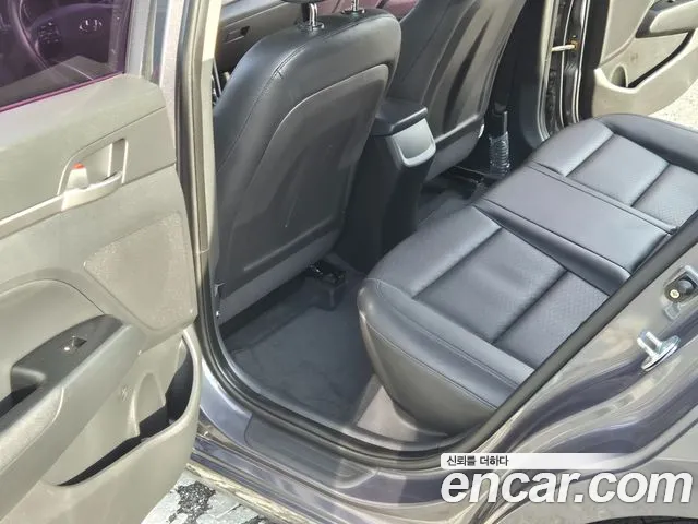 Hyundai Elantra 2019 thumb 12