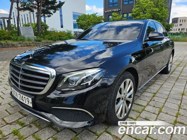 Mercedes-Benz E-Class 2017 thumb 4