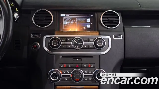 Land Rover Discovery 2016 thumb 11