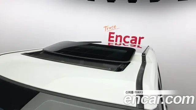 Land Rover Discovery 2016 thumb 8