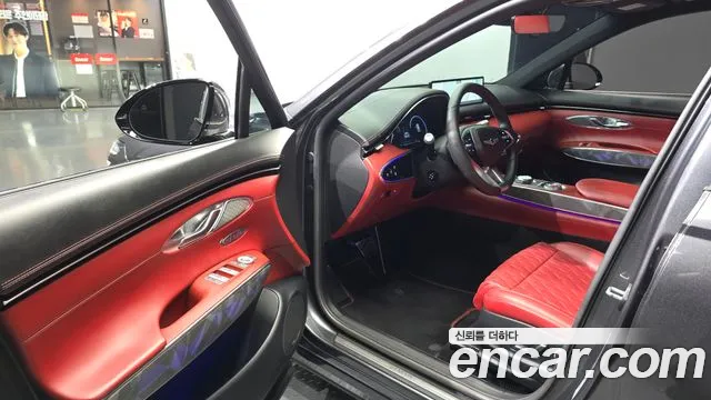 Genesis GV70 2021 thumb 3