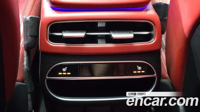 Genesis GV70 2021 thumb 11