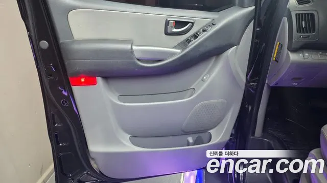 Hyundai Staria 2017 thumb 2