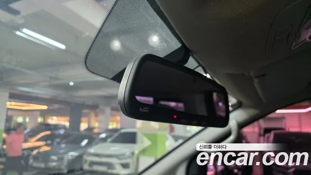Hyundai Staria 2017 thumb 12