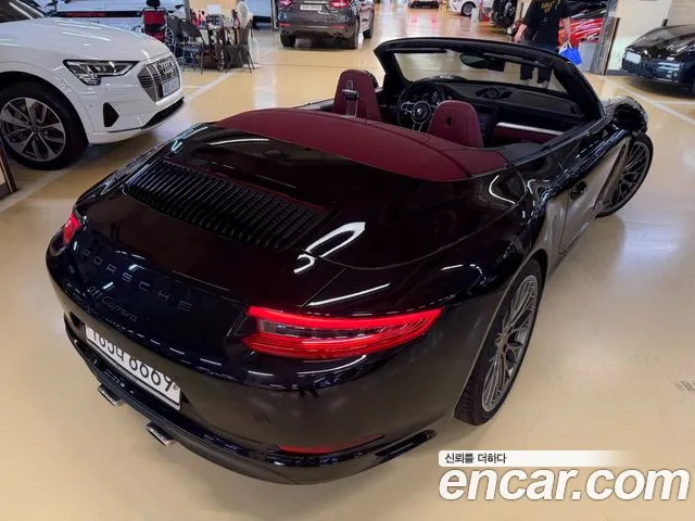 Porsche 911 2016 thumb 6