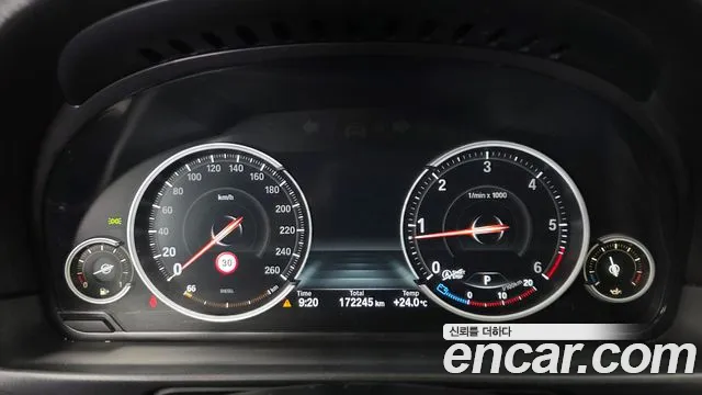 BMW 5 серии 2015 thumb 5