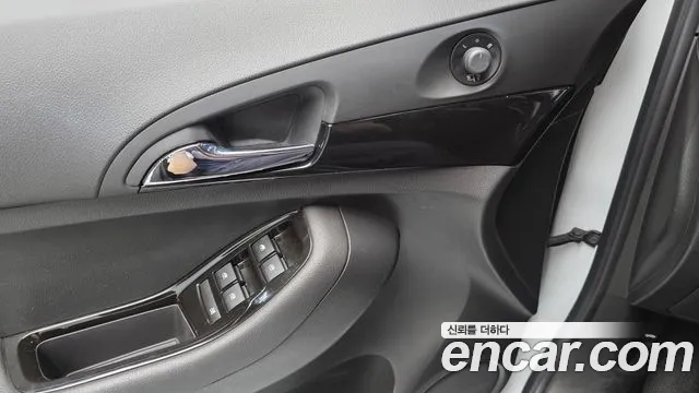 Chevrolet Orlando 2015 thumb 4
