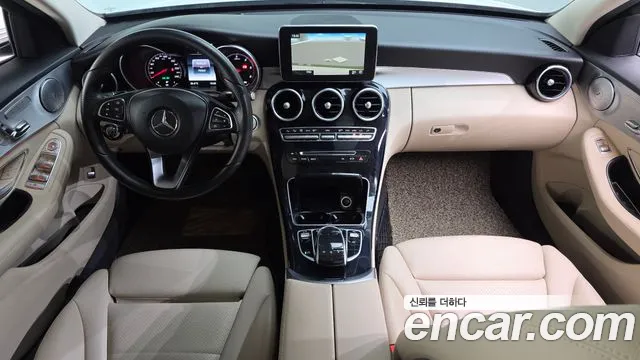Mercedes-Benz C-Class 2016 thumb 8