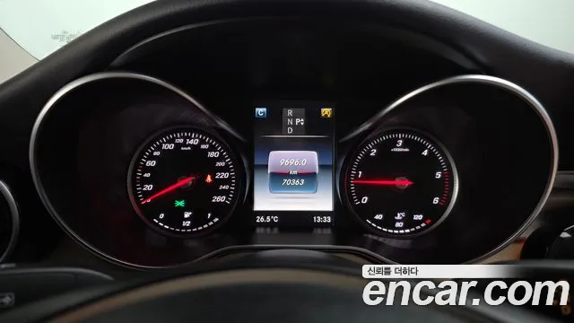 Mercedes-Benz C-Class 2016 thumb 2