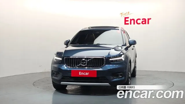 Volvo XC40 2021 thumb 5