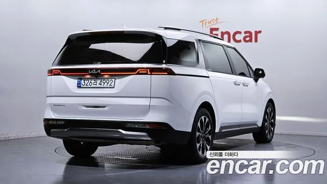 Kia Carnival 2022 thumb 2