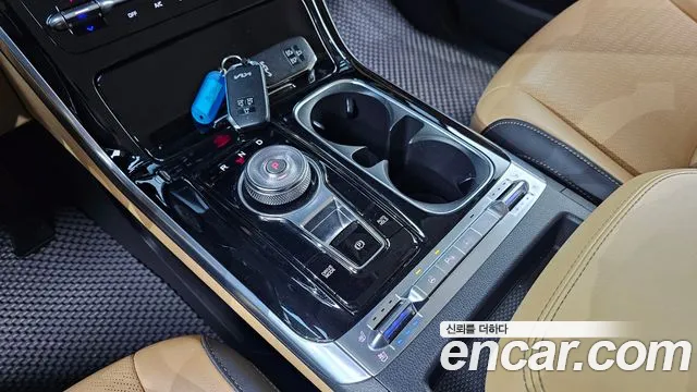 Kia Carnival 2022 thumb 9