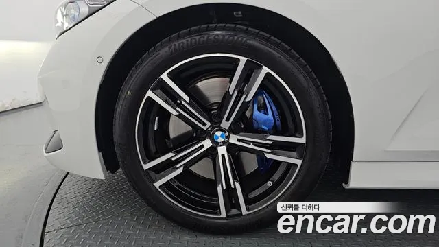 BMW 3 серии 2025 thumb 11