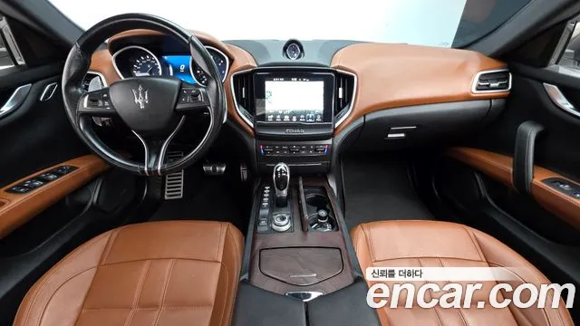 Maserati Ghibli 2017 thumb 8