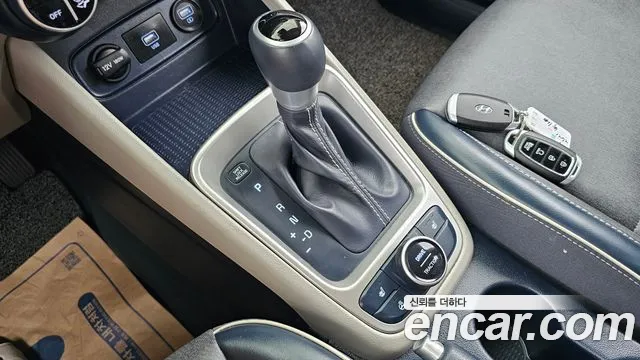Hyundai Venue 2020 thumb 12