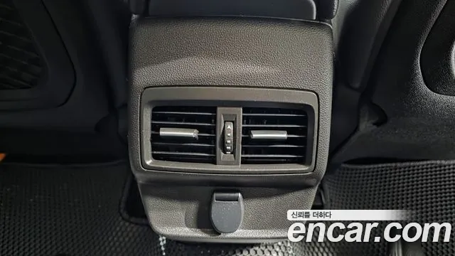 Renault QM6 2017 thumb 9