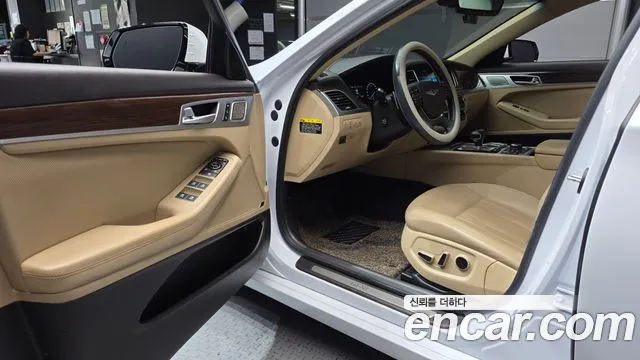 Genesis G80 2018 thumb 10