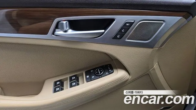 Genesis G80 2018 thumb 7