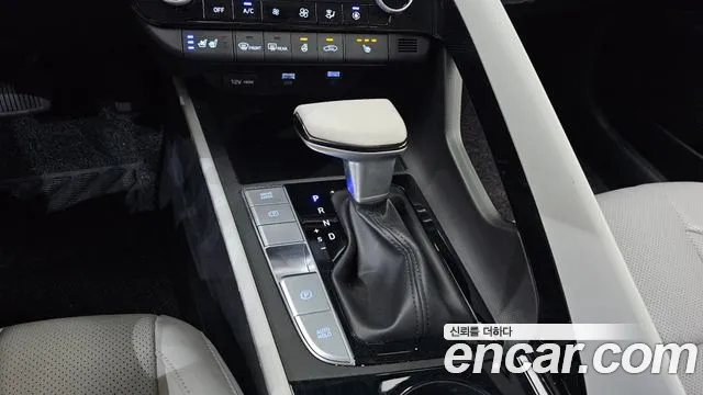Hyundai Elantra 2020 thumb 12