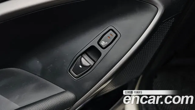 Hyundai Санта Фе 2012 thumb 5