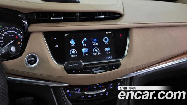 Cadillac XT5 2018 thumb 2