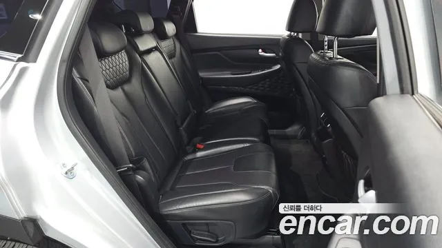 Hyundai Santa Fe 2018 thumb 12