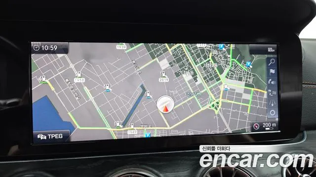 Mercedes-Benz E-Class 2019 thumb 3