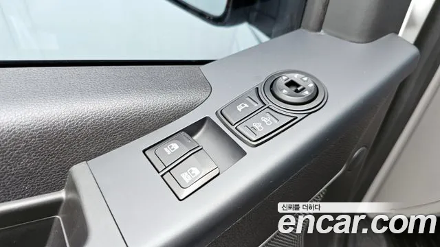 Hyundai Solati 2024 thumb 8