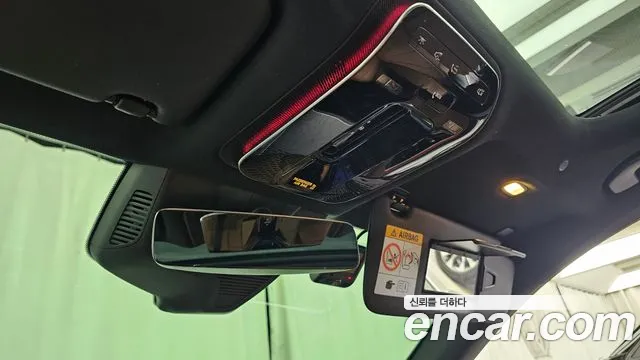 Mercedes-Benz E-Class 2025 thumb 4