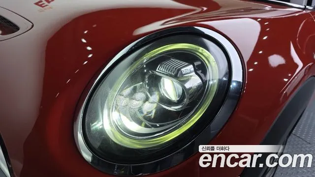 Mini Cooper Convertible 2021 thumb 8