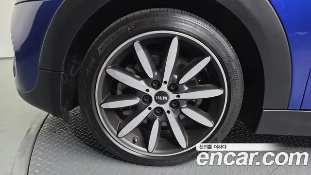 Mini Cooper Convertible 2021 thumb 8
