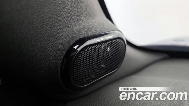Mini Cooper Convertible 2021 thumb 9