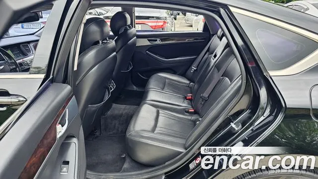 Hyundai Genesis 2014 thumb 6