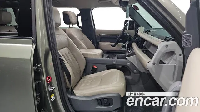 Land Rover Defender 2021 thumb 5