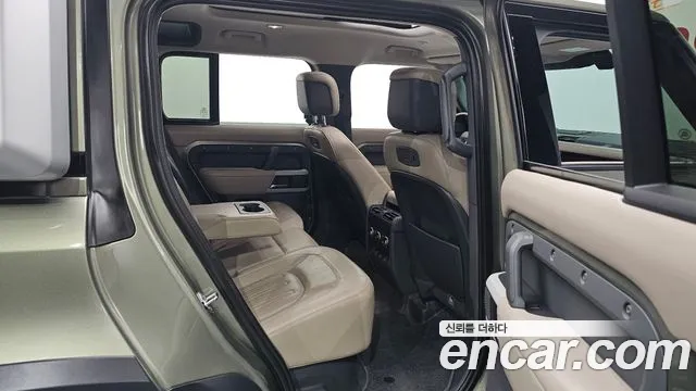 Land Rover Defender 2021 thumb 6