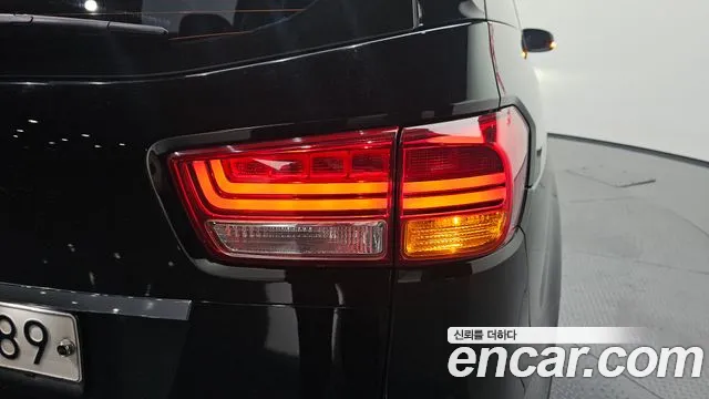 Kia Carnival 2018 thumb 7