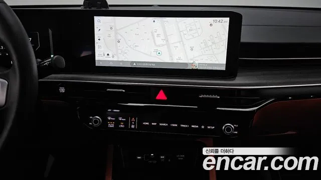 Kia K5 2025 thumb 4