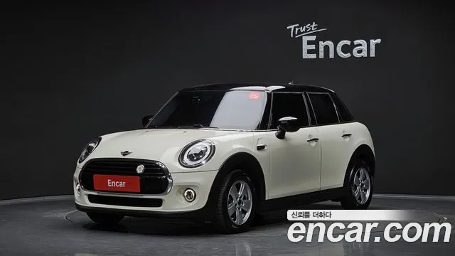 Mini Cooper 2019 thumb 4