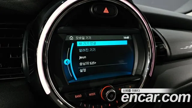 Mini Cooper 2019 thumb 10