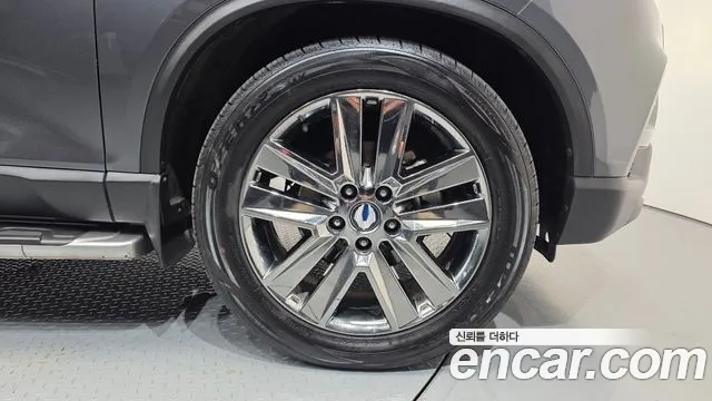 KGM Rexton 2019 thumb 3