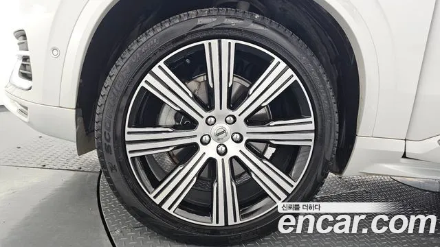 Volvo XC90 2021 thumb 7
