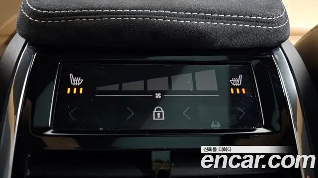 Volvo XC90 2021 thumb 9