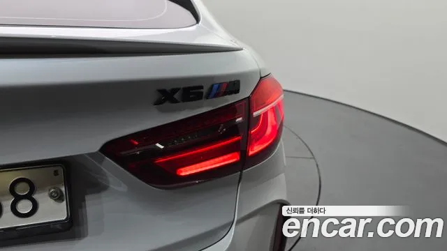 BMW X6M 2017 thumb 12