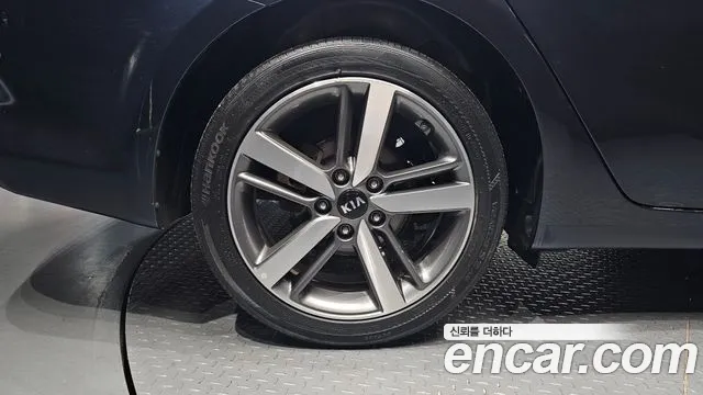 Kia K3 2016 thumb 12