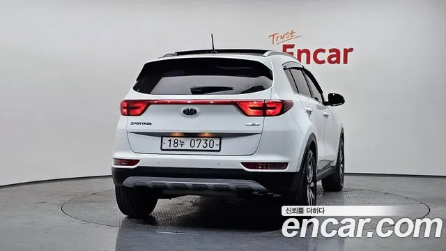 Kia Sportage 2016 thumb 5