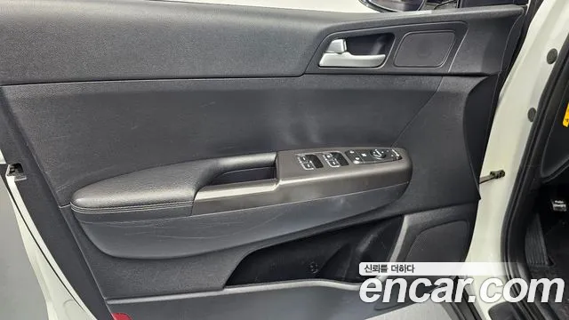 Kia Sportage 2016 thumb 4